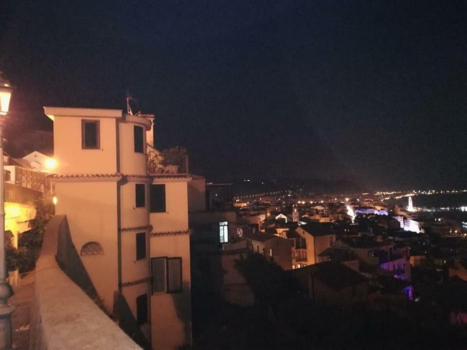 Al Nove E Trequarti Villa Salerno Exterior photo